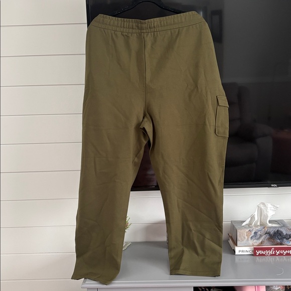 NWOT Ricki’s Olive Green Cargo Pants - Picture 2 of 5